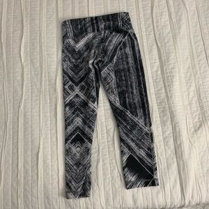 High waisted ankle length leggings